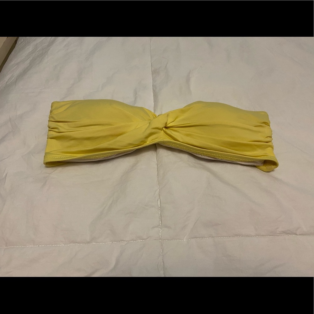 Strapless bikini top